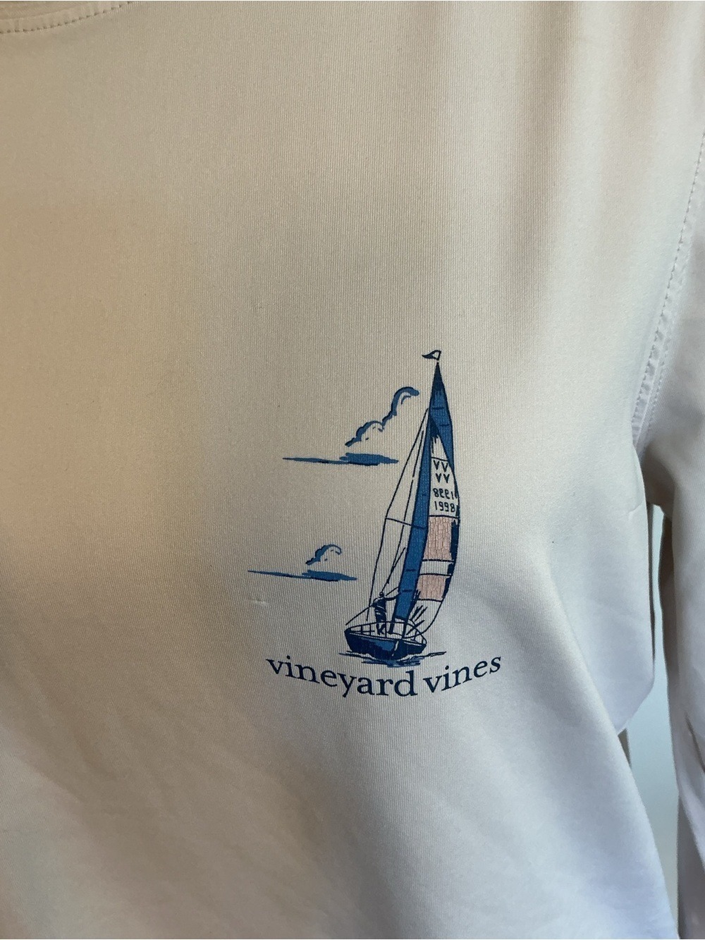 Vineyard Vines Long-Sleeve Tee with Sailboat - Picture 4 of 9